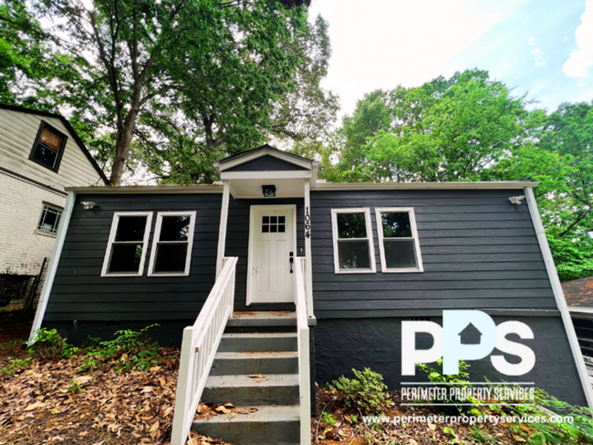 Photo - 1064 Westmoor Dr NW House
