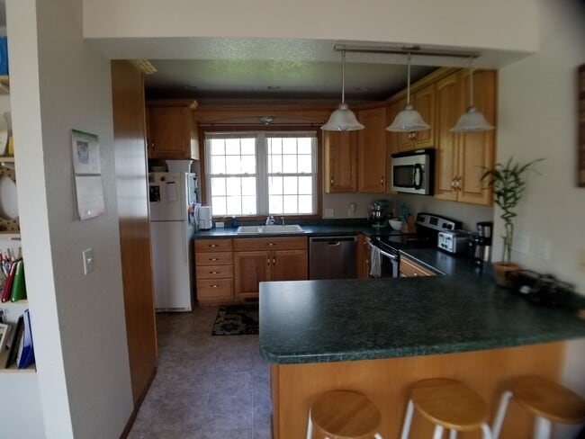 Photo - 421 N 41st Ave E