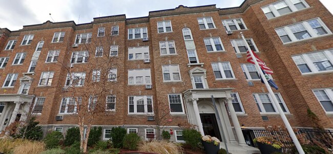 Building Photo - 1 Langdon Sq Unit 5 Rental