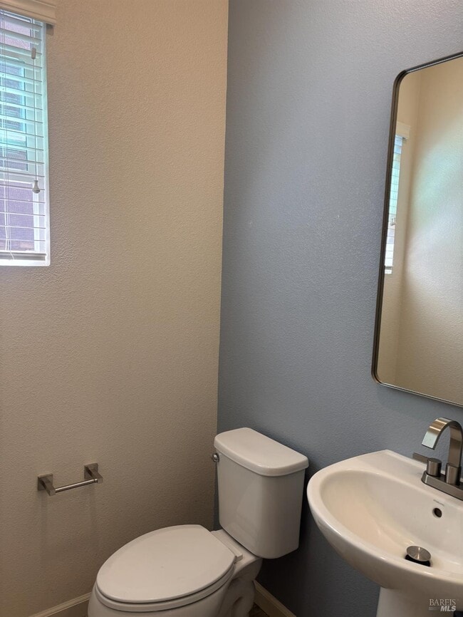 Photo - 5558 Kennedy Pl