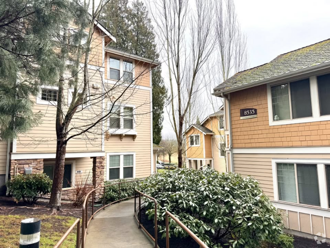 Building Photo - 8535 Avondale Rd NE Unit A203 Rental