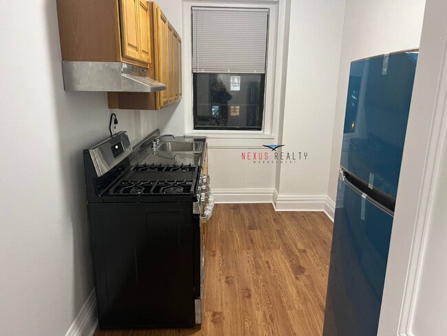 Photo - 37-58-58 86th St