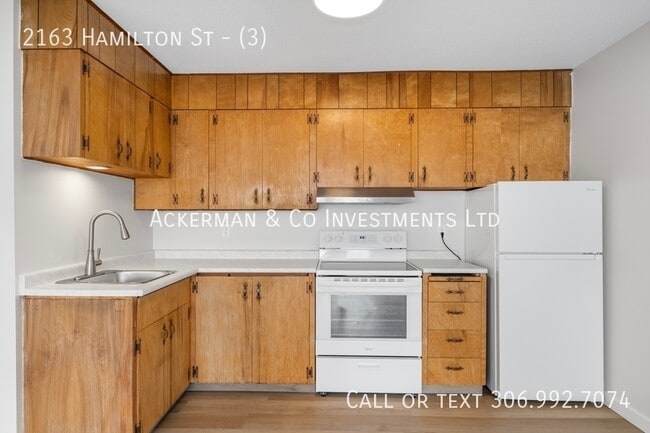 Photo - 2163 Hamilton St Unit (3)