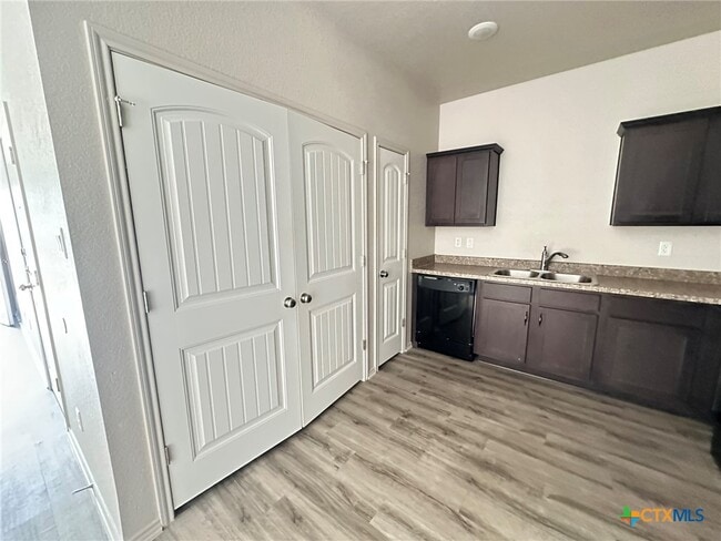 Photo - 2424 FM 1113 Unit B