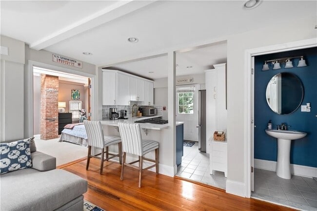 Photo - 22 Stockholm St