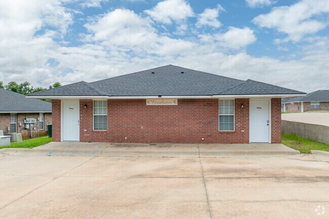 Photo - Wellsprings Studio Presidential Estates