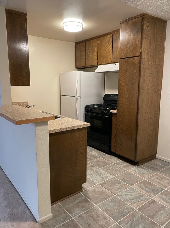 Photo - 15001 Condon Ave