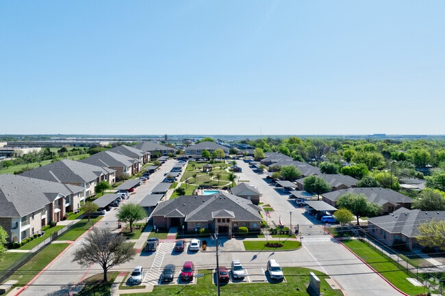 Aerial - Oak Timbers Fort Worth South Apartments