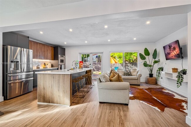 Photo - 2263 SW 21st St