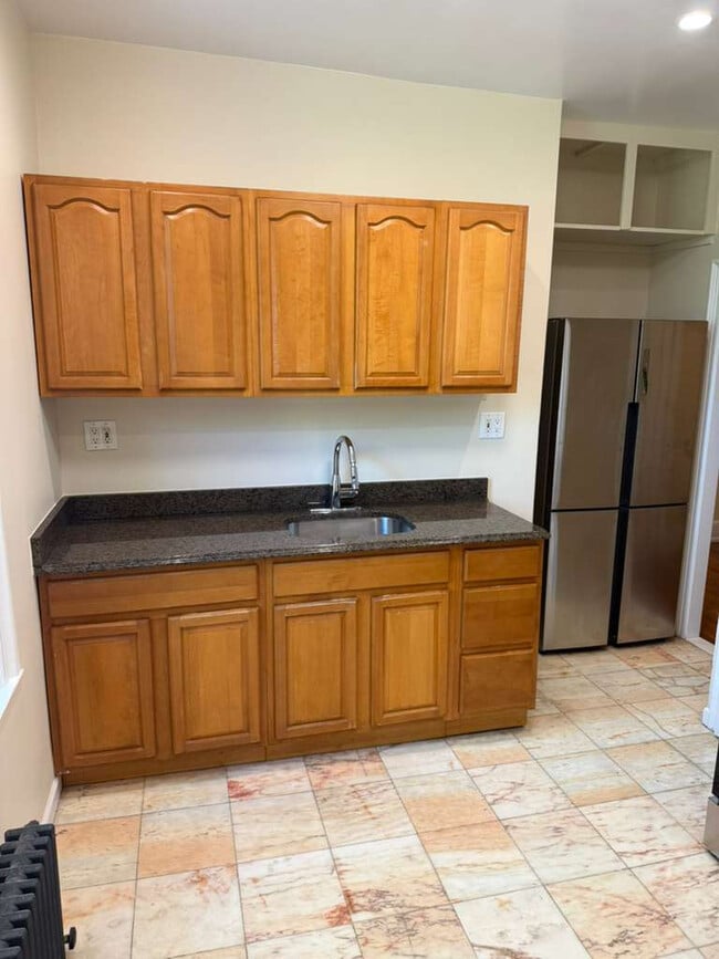 Photo - 202 Marine Ave Unidad C2