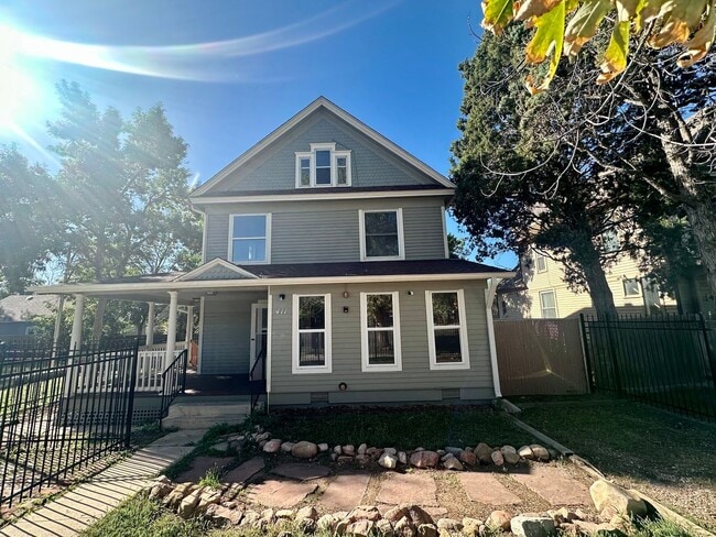 Building Photo - West Side Charmer Rental