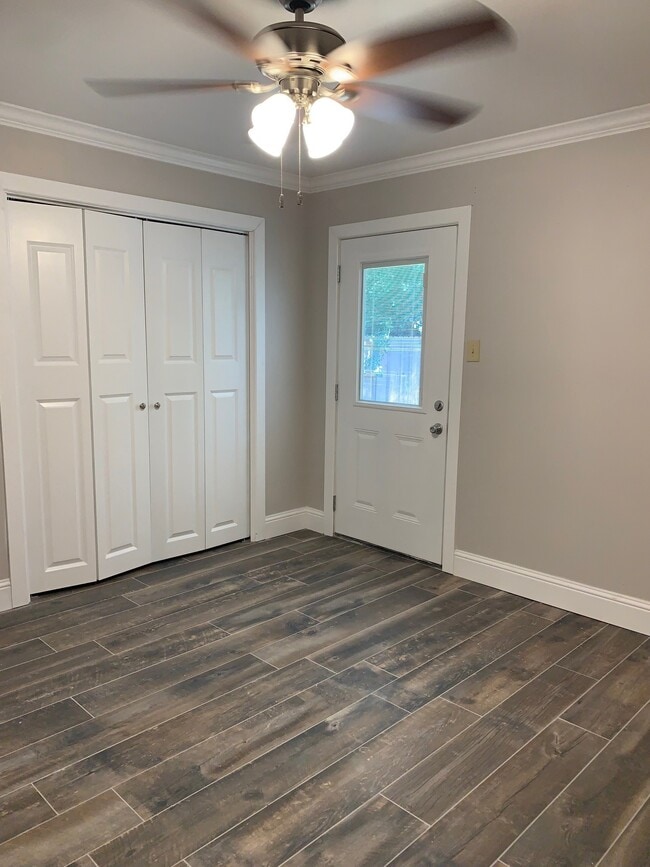 Photo - 1021 Autumn Cir