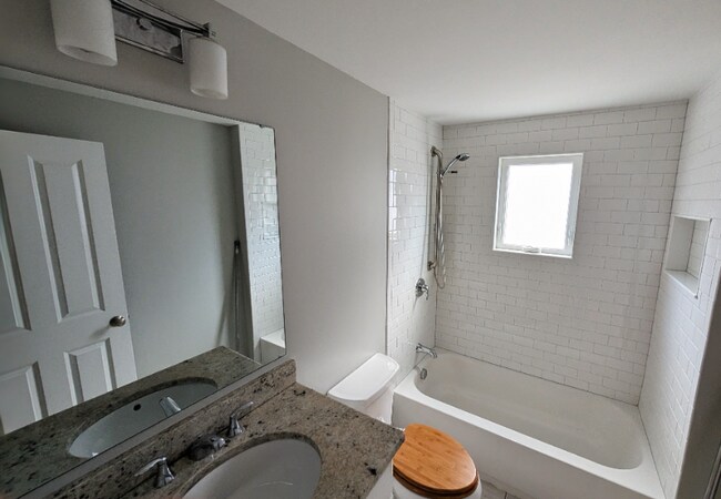 Photo - 19 Indiana Ave