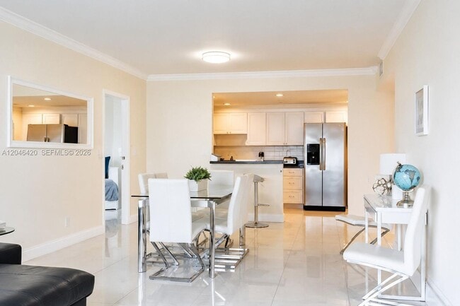 Photo - 19370 Collins Ave