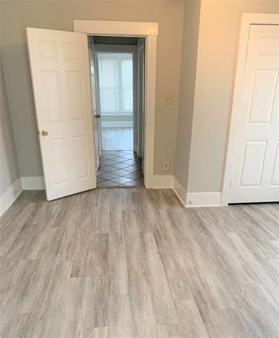 Photo - 520 E Day St