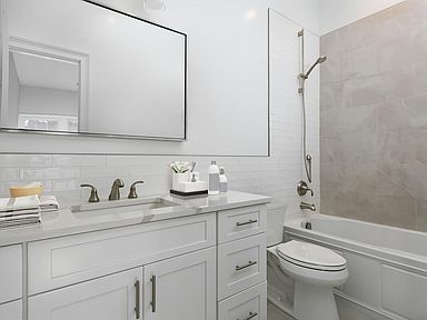 Photo - Gail Grace Estates at Copiague