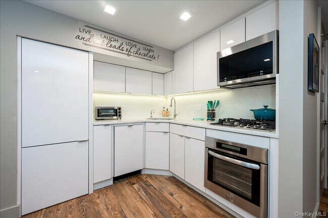 47 E Penn St Unit Lower