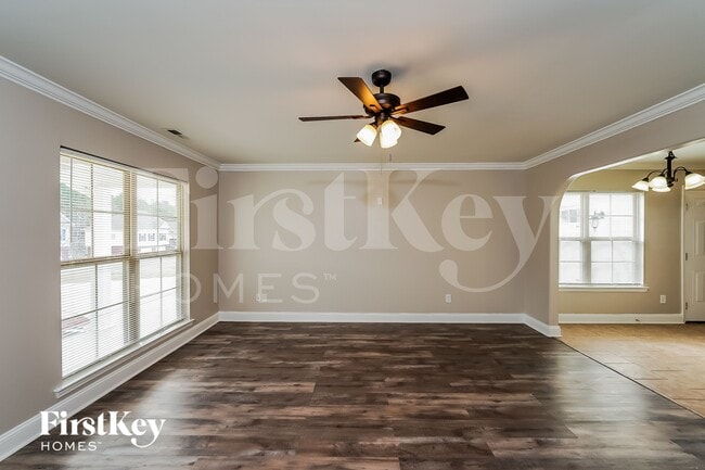 Photo - 170 Horton Dr