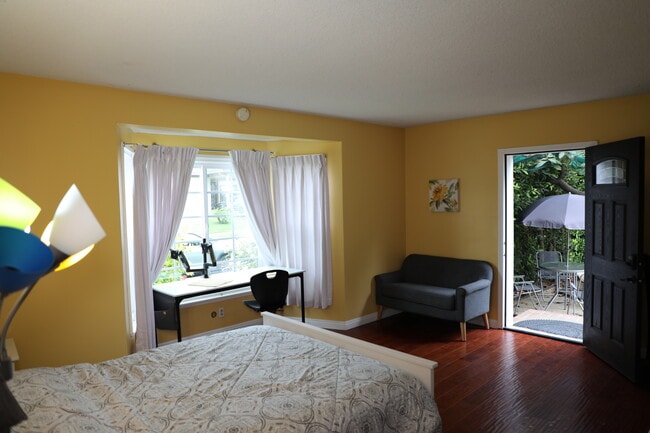 6742 Bedford Ave Unit Studio Apartment -ALL Util Paid