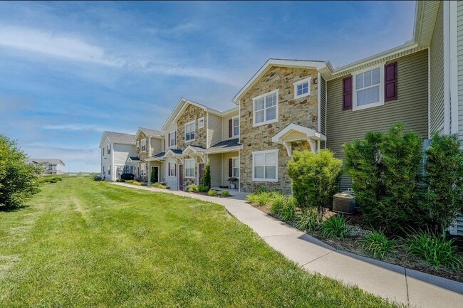 Photo - Lodge at Heritage Lakes