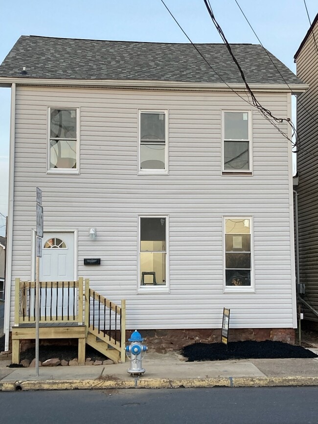 Photo - 333 Ann St Unidad 101