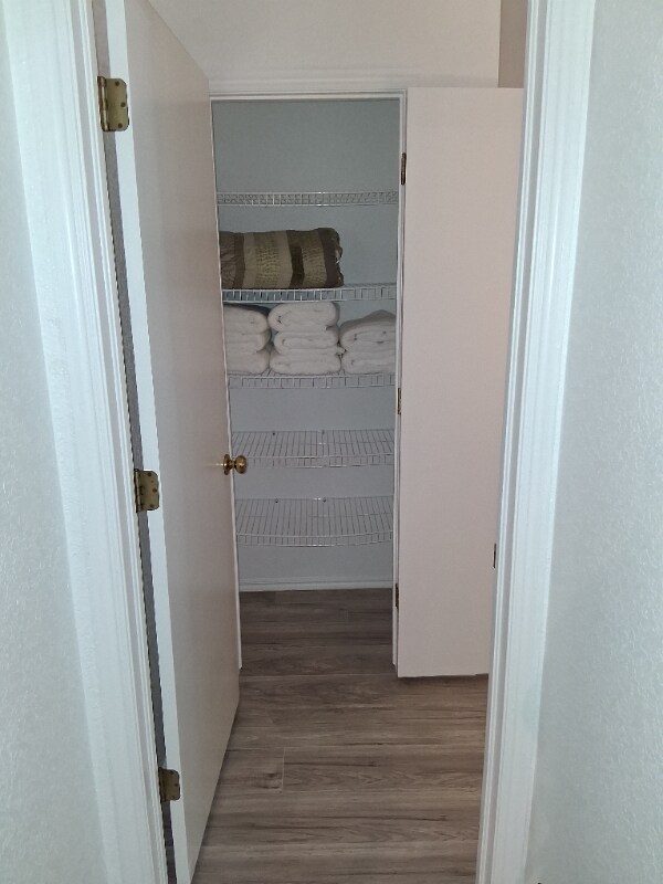 Photo - 2036 Cloverdale Ln