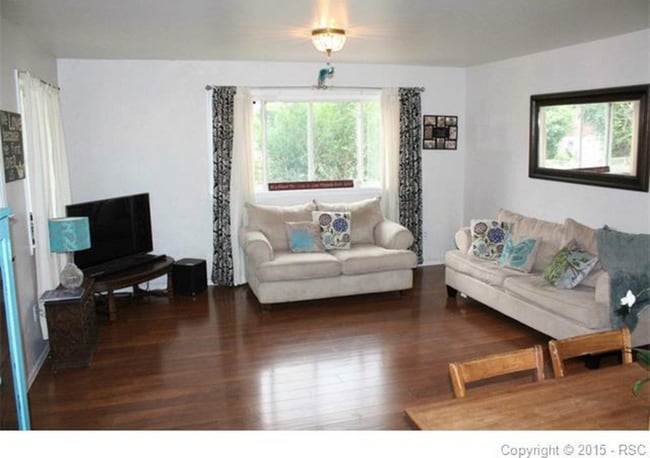 Photo - 930 Baltic St