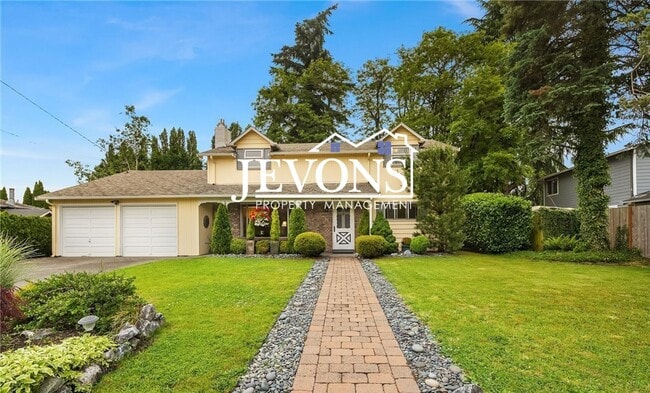 Building Photo - Stunning two-story single-family home in Redmond