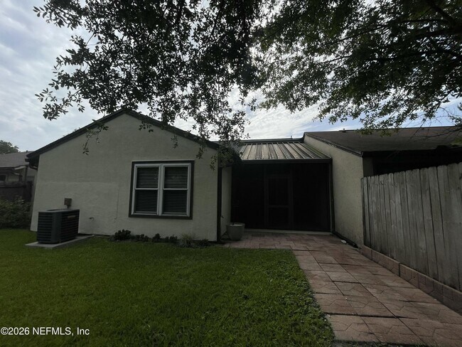 Photo - 11432 Skipjack Way S