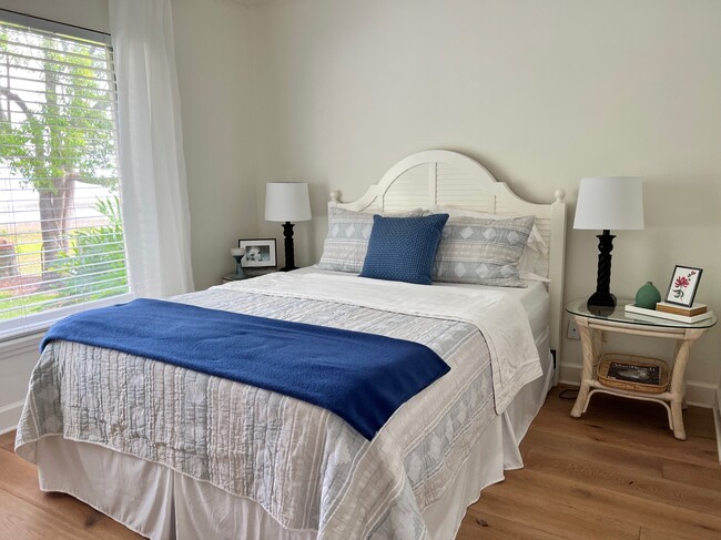 Photo - 12595 SE Sunset Harbor Rd