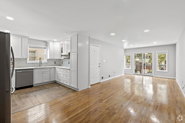 Building Photo - 359 Cator Ave Unit 2 Rental