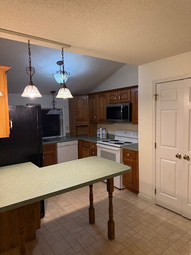 Photo - 215 E College Ave Unit APT B