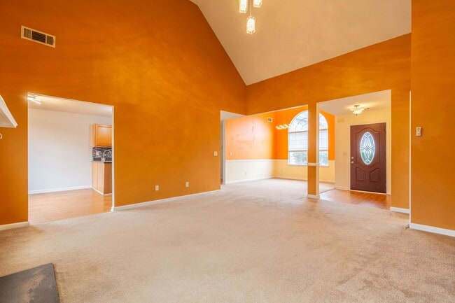 Photo - Move-In Ready 4 Bedroom Beauty in South Fulton!!