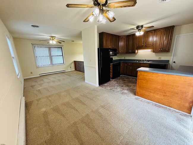 Photo - 208 Ardmore St