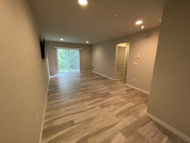 Photo - 4bd/3.5ba Lynnwood Townhome