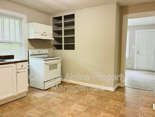 Photo - 308 W Sullivan St