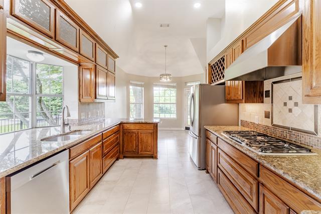 Photo - 2903 Sunset Ridge