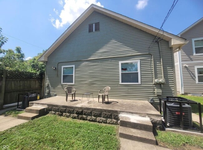 1331 Kappes St