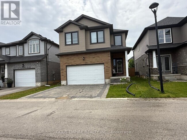 Photo - 3270 Singleton Ave