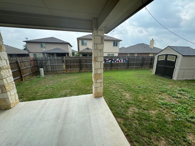 Photo - 4 bedroom located in Yowell Ranch!