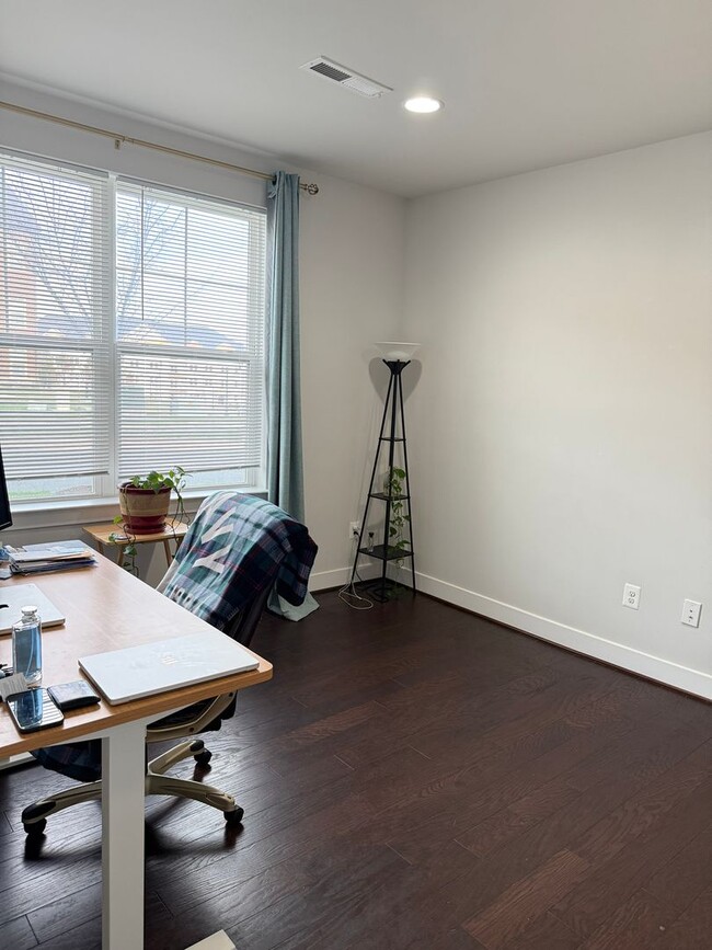 Photo - 22102 Cabin Branch Ave