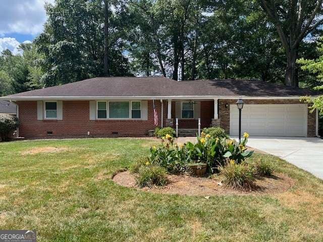 Building Photo - 2358 Clearwater Dr SE