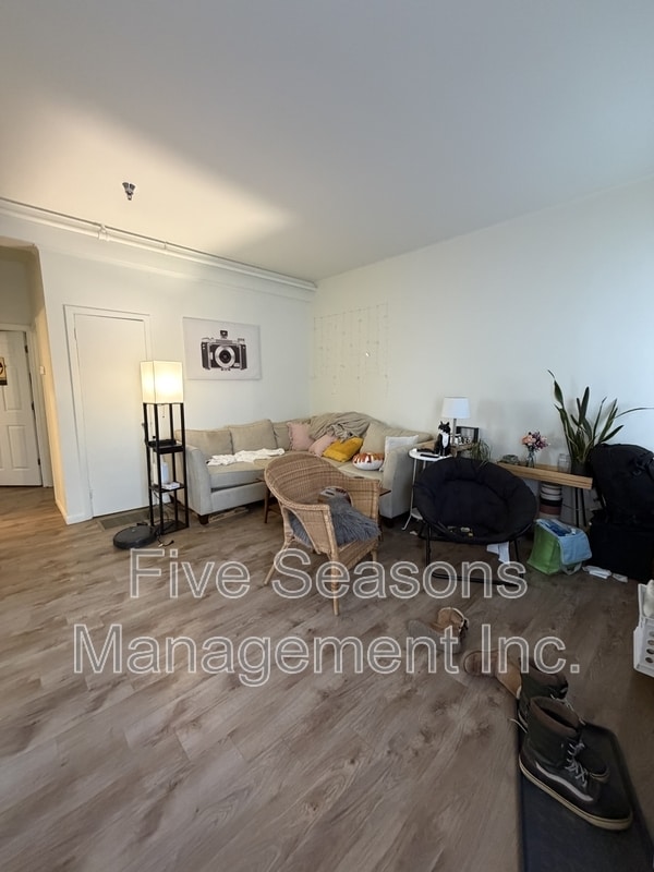 Photo - 194 North St