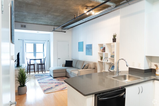 Building Photo - 1300 N St NW Unit 118 Rental