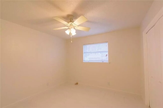 Photo - 2137 Shady Grove Dr