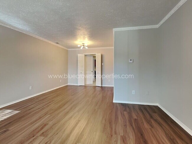 Photo - 8322 Lullwater Dr