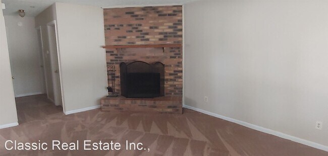 Photo - 2 br, 1 bath House - 701 Eureka Springs Dr...