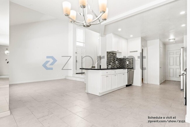 Photo - 1293 Laveille Ct