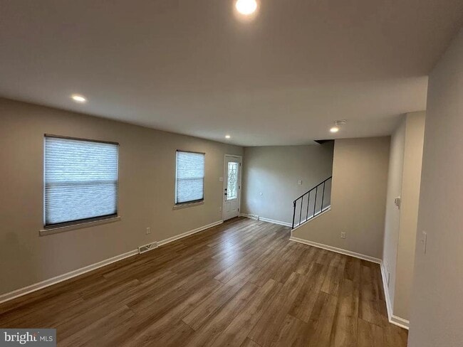 Photo - 102 Stuart Ave