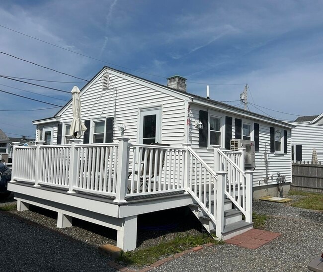 23 Diane Ln